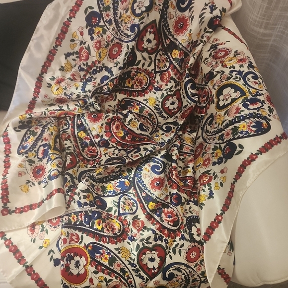 Accessories - Floral Paisley Silk Scarf